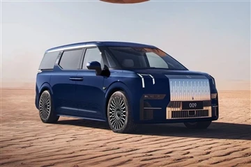 Zeekr 009 Electric MPV Launched in China With 2 Battery Options