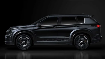 Mitsubishi Outlander Ralliart PHEV May Debut in 2024