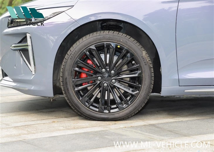 2024 NEW Geely XingRui L HEV Sedan