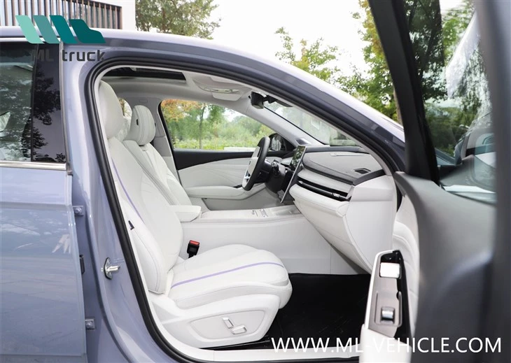2024 NEW Geely XingRui L HEV Sedan