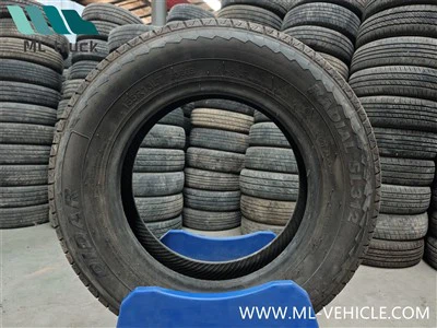 Container-Autoreifen 155R13LT