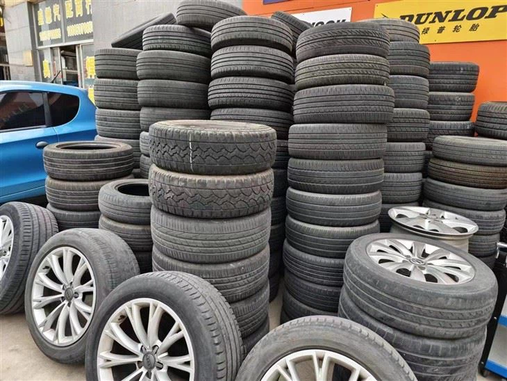 Gebrauchte Autoreifen